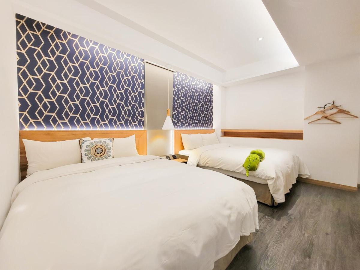 Check Inn Taichung Zhongshan Zewnętrze zdjęcie