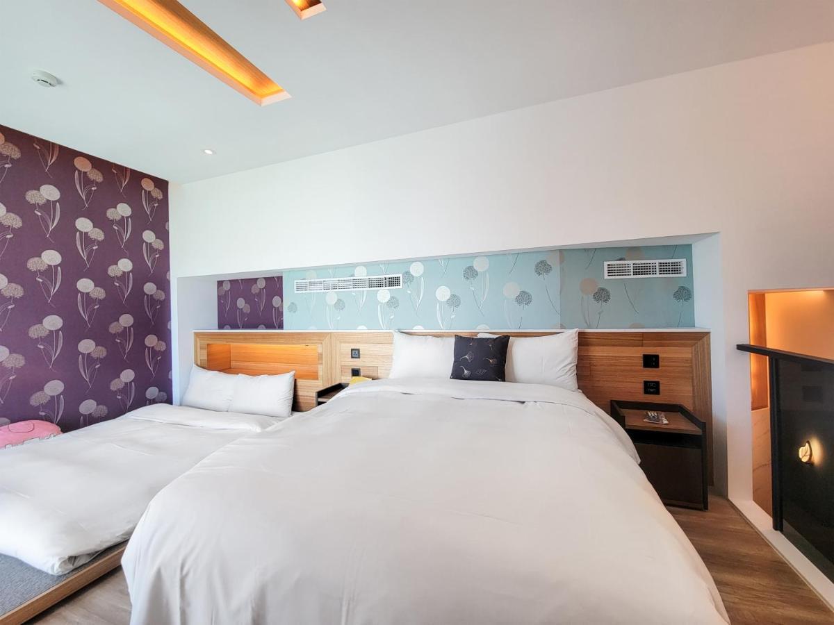 Check Inn Taichung Zhongshan Zewnętrze zdjęcie