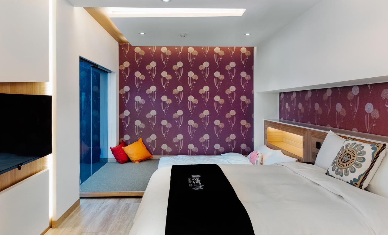 Check Inn Taichung Zhongshan Zewnętrze zdjęcie