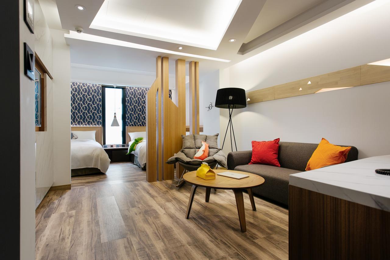 Check Inn Taichung Zhongshan Zewnętrze zdjęcie